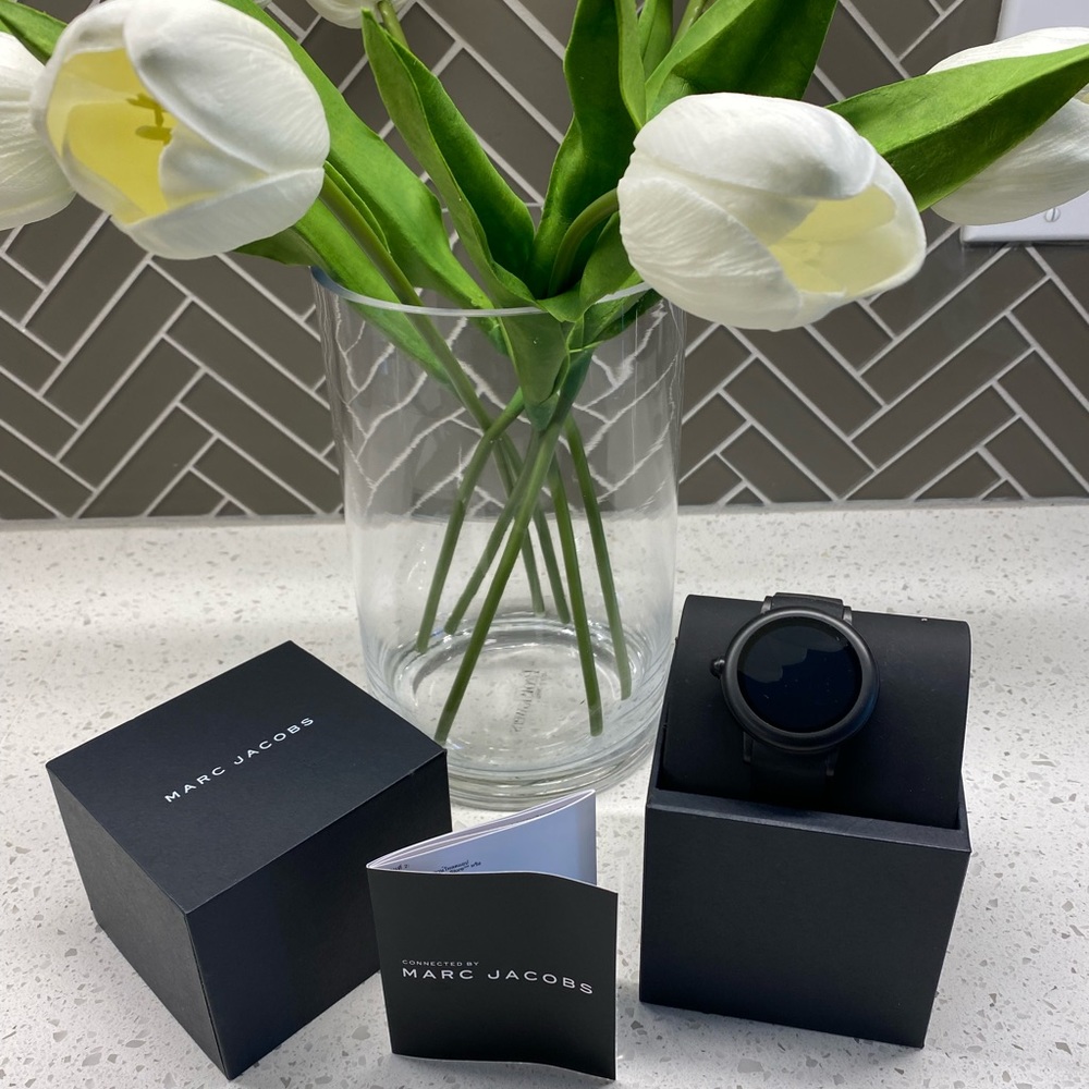 Marc Jacobs Smart Watch